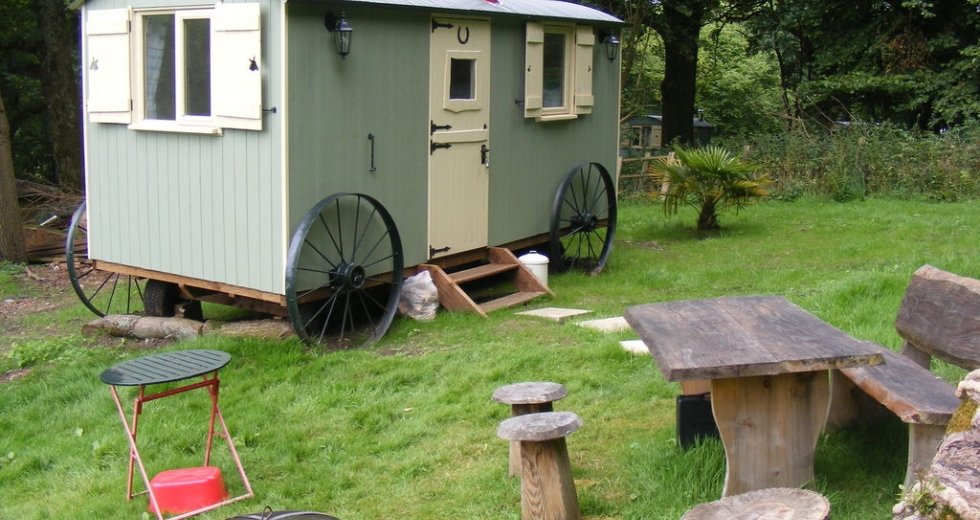 Glamping holidays in West Sussex, South East England - Waydown Shepherds Huts